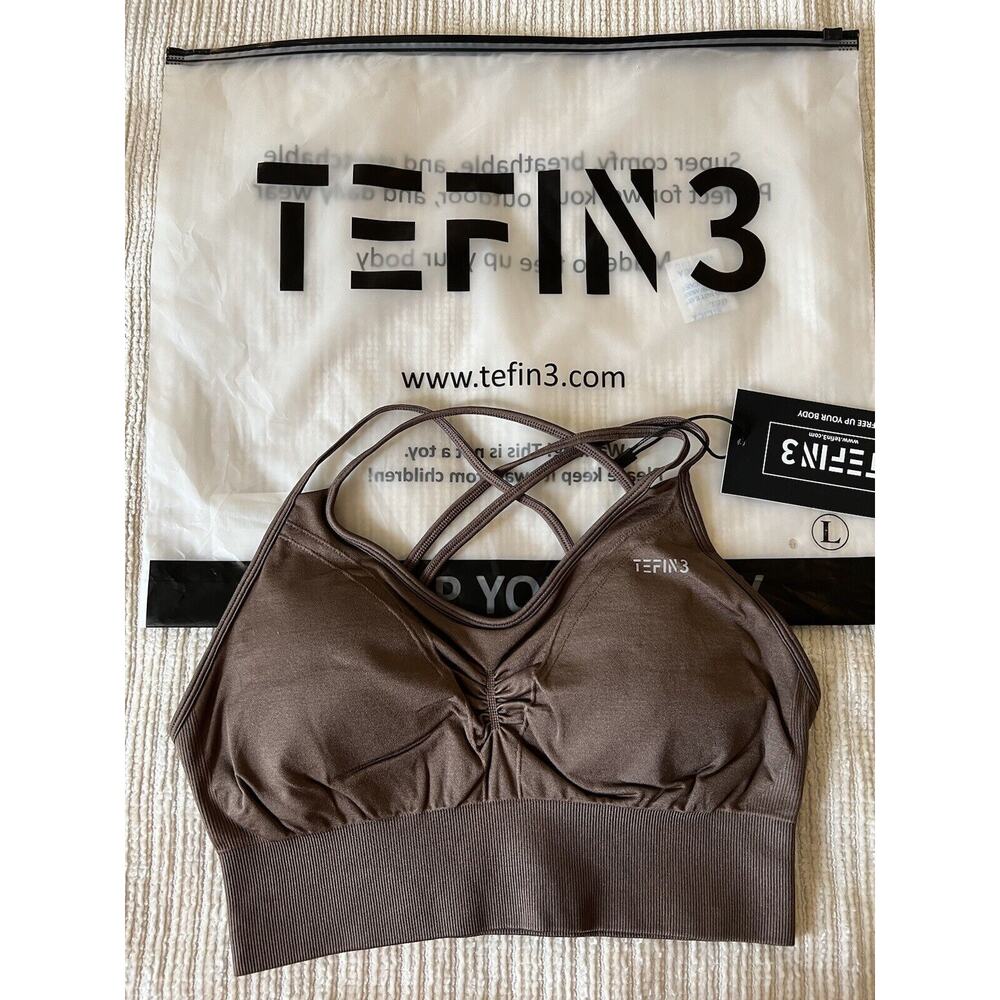TEFIN 3 Comfy Seamless Strappy Sports Bra Chocolate brown. Size Large